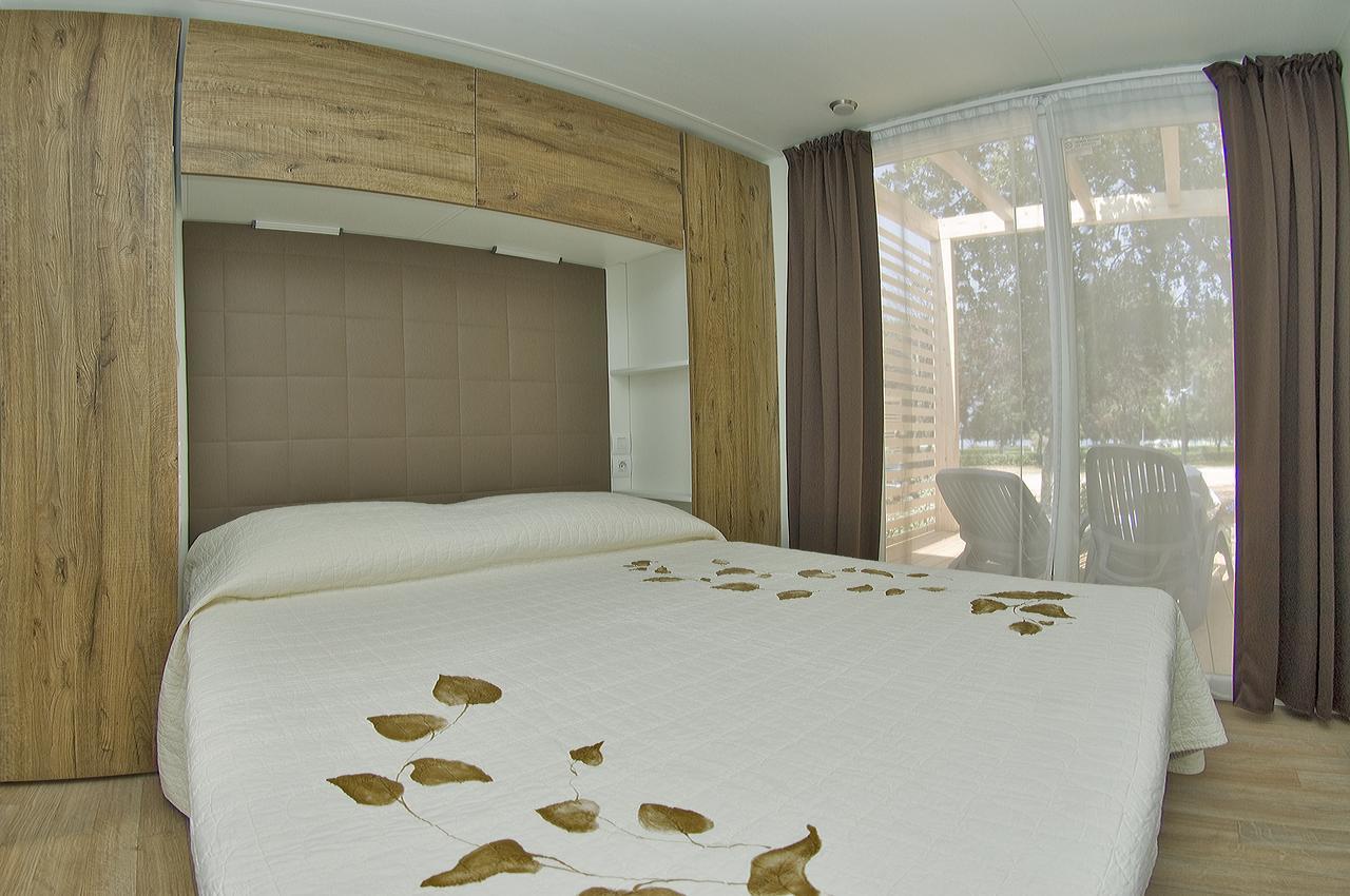 Holiday Mobile Homes Park Riviera Karigador Exterior foto